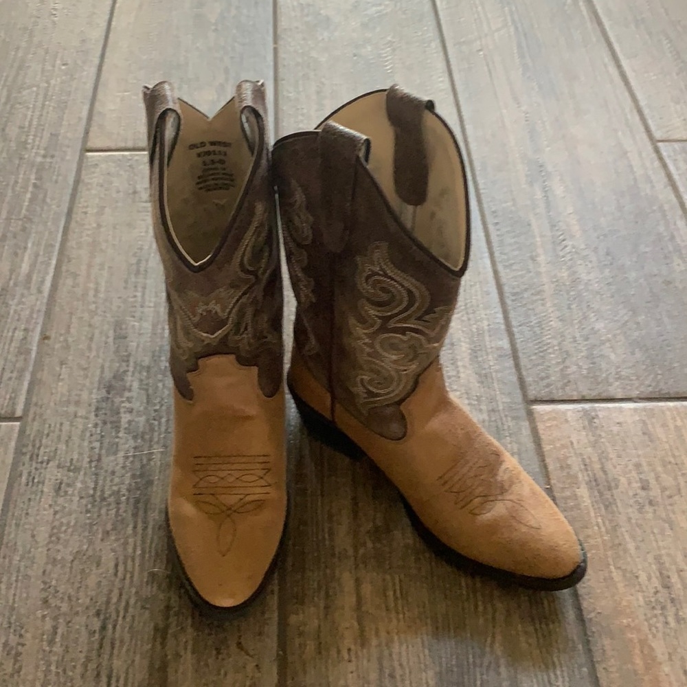 Kids Old West Cowboy Boots. Like new condition.